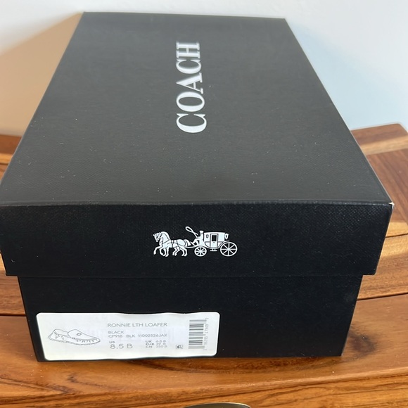 COACH's Ronnie loafers - Picture 3 of 3